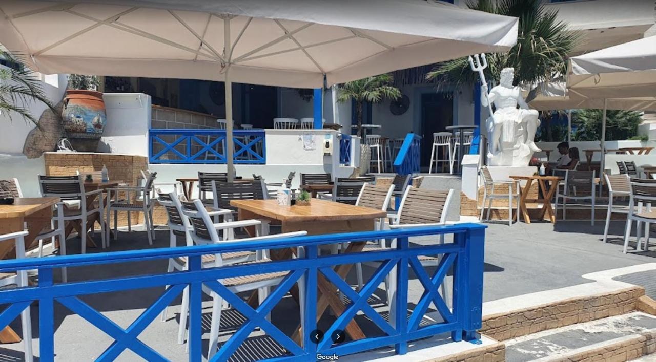 Meraki Beachfront Foinikion Exterior photo